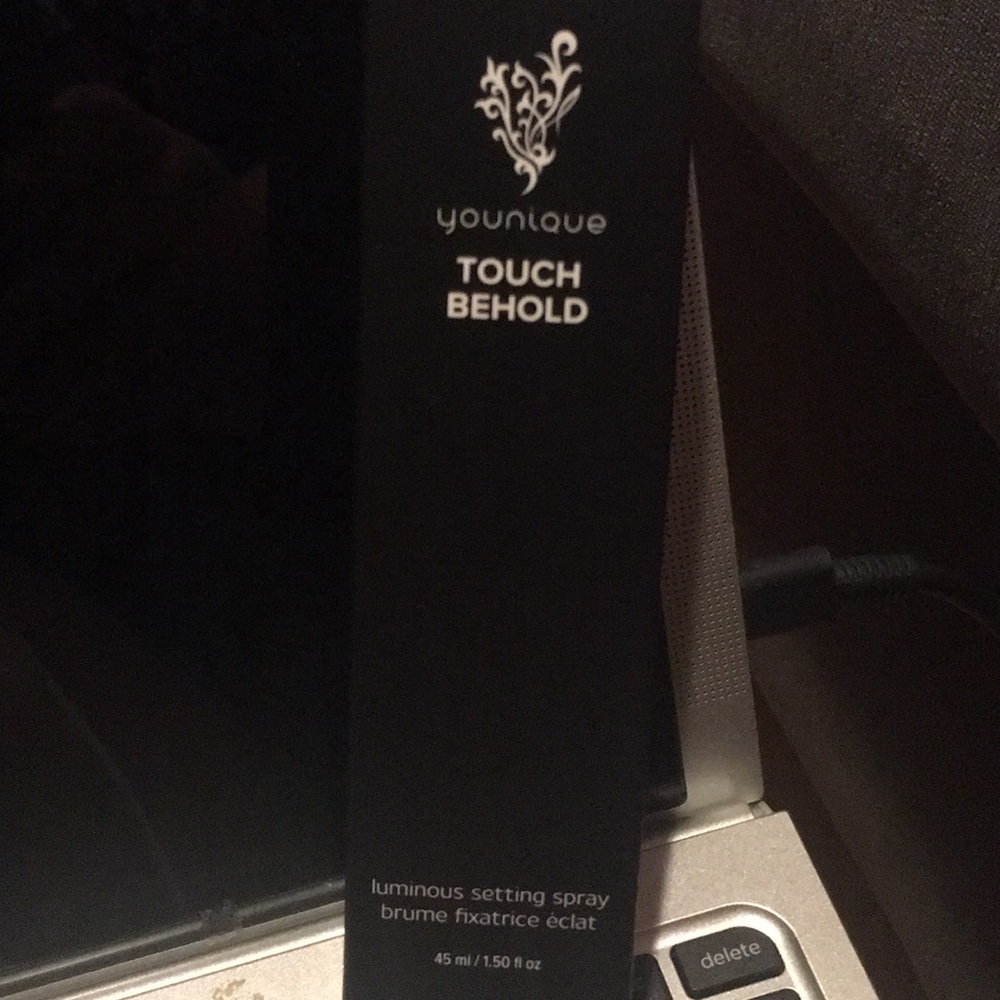 Younique Touch Behold